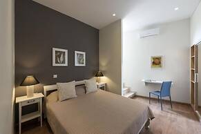 Mythos Suites Boutique Hotel