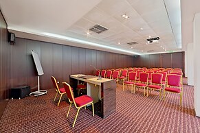 Hotel Cubix