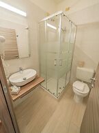 Hotel Cairoli
