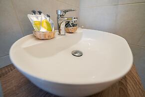 Hotel Cairoli