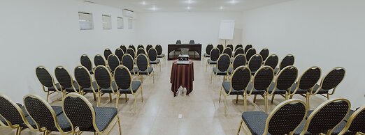 Limari Hotel