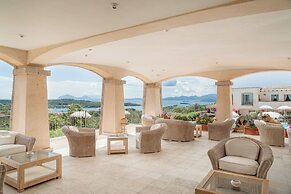 Hotel Petra Bianca