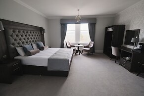 Fife Lodge