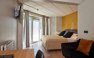 Hotel Fron