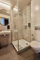 Hotel Fron