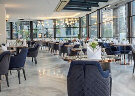 Retaj Al Rayyan Hotel
