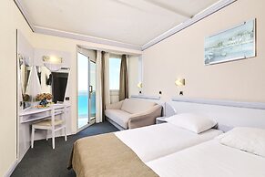 Hotel Plavi Plava Laguna