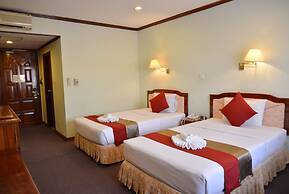 Angkor Hotel