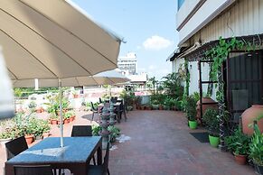 Hotel Bangalore Gate & Conferences