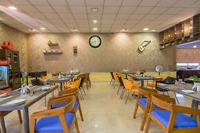 Hotel Bangalore Gate & Conferences