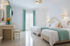 Kamari Hotel