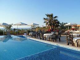 Acacia Resort