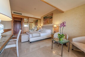 Acacia Resort