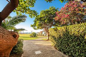Acacia Resort