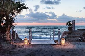 Acacia Resort