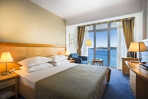 Aminess Vival Grand Azur Hotel
