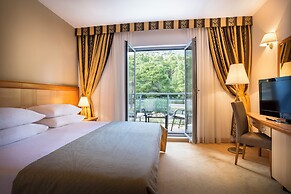 Aminess Vival Grand Azur Hotel