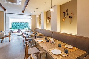 Clef Hotel