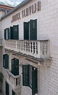 Slavija Culture Heritage Hotel
