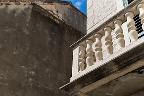 Slavija Culture Heritage Hotel