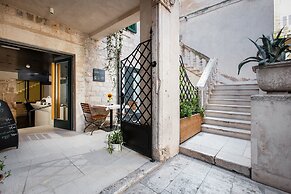 Slavija Culture Heritage Hotel
