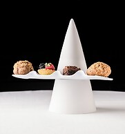 Donna Camilla Savelli – VRetreats