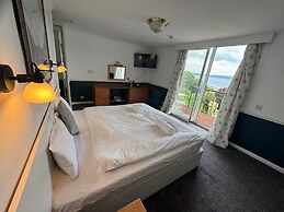 Diamond Hotel