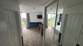 Diamond Hotel