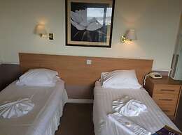 Diamond Hotel