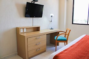 Hotel & Suites Real del Lago