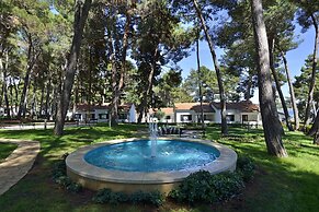 Village Galijot Plava Laguna