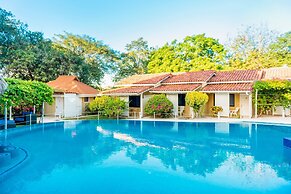 Seis Playas Hotel