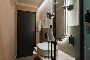 Trianon Hotel