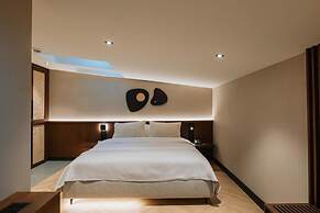 Trianon Hotel