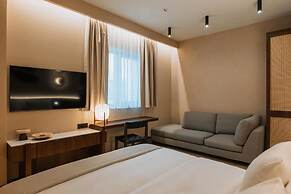 Trianon Hotel