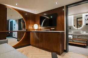 Trianon Hotel