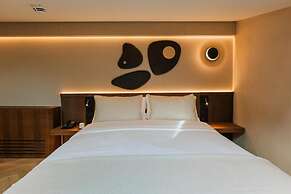 Trianon Hotel