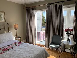 Surfside Inn