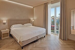 Hotel Paradiso