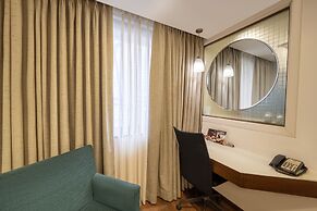 The Shalimar Hotel