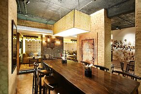 The Shalimar Hotel