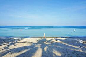 The Fair House Beach Resort & Hotel
