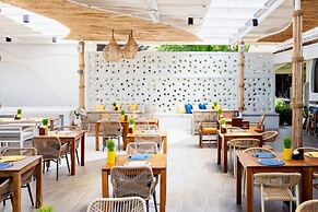 The Fair House Beach Resort & Hotel