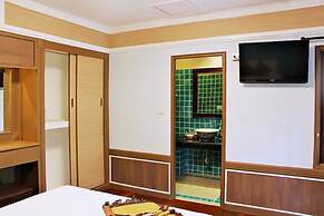 The Fair House Beach Resort & Hotel