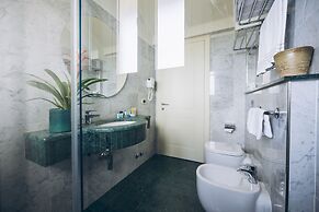 Arc en Ciel Hotel