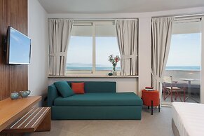 Arc en Ciel Hotel