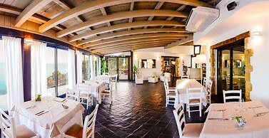 Calanica Residence Hotel