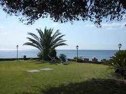 Arathena Rocks Hotel