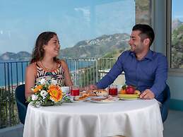 Hotel Antares