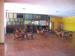 The Halfwaiy Inn
